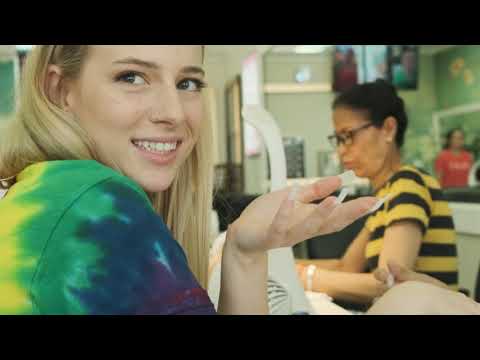 A Day In The Loote - Episode 2:  Emma learns to drive and Loote gets their nails done