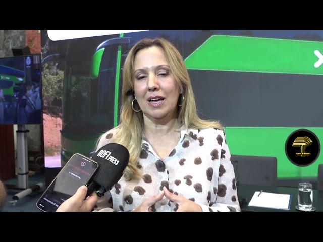 El Cabildo de Tenerife presenta la adquisición de 70 nuevas guaguas