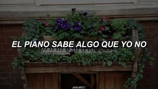 the piano knows something i don&#39;t know - panic at the disco ; sub español