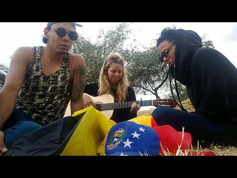 Hola Señorita - RikkyRyan Ft Chloe Vandenhove (Cover)