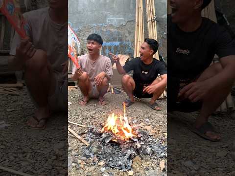 Prank Bakar layangan 😭
