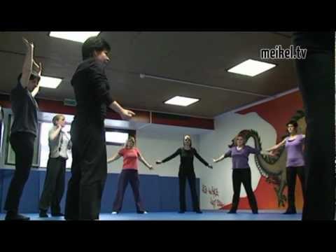 Kampfsport-Lehrgang für Sonnenscheinhort-Mütter - MeikelTV.de