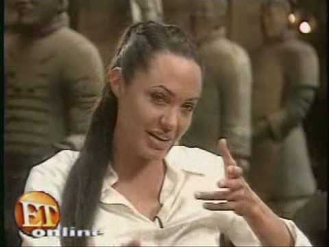 Lara Croft : Tomb Raider The Cradle of Life interview with Angelina