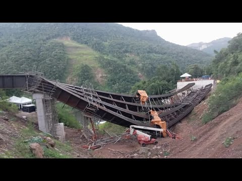 Estrutura de viaduto em construção desaba na serra do Rio Grande do Sul 