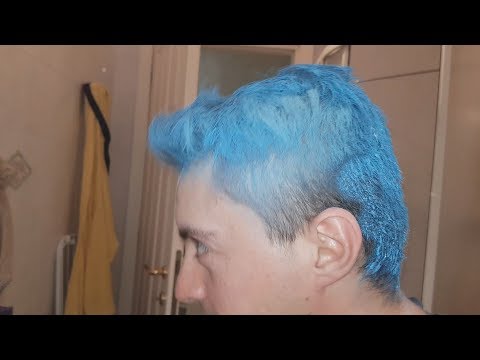 HO FATTO I CAPELLI BLU SCHERZO A MIA MAMMA