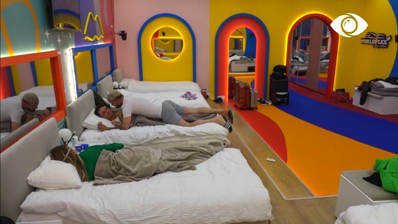 “Keni nevojë të rrini bashkë”, Luizi zgjon nga gjumi Oltën dhe Armaldon