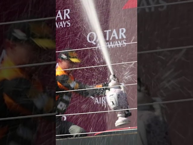 Vídeo relacionado con HWC Trading A4 Lando Norris McLaren Los Regalos Imprimieron La Imagen Firmada Del Autógrafo Para Los Fanáticos De Las Carreras De La Fórmula 1 De F1 - A4