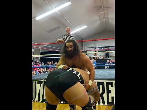 Ace Romero flips rip byson like a pancake