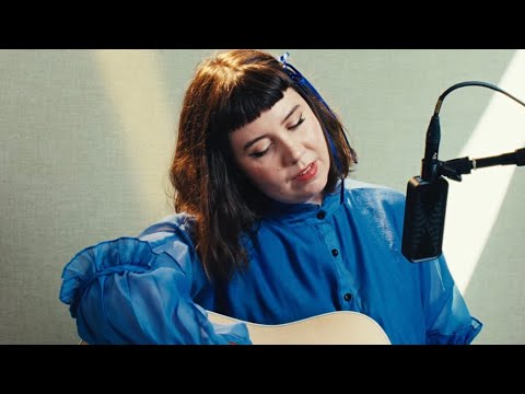 Rose Betts - Irish Eyes (Swan Dive Session)