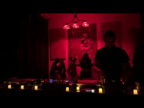 Noleian Reusse @ the Listening Club