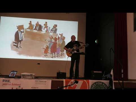 23.4.22 "Der blaue Planet" von Gerd Schinkel beim RWE Tribunal