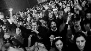 Sangue Mostro - In Italia