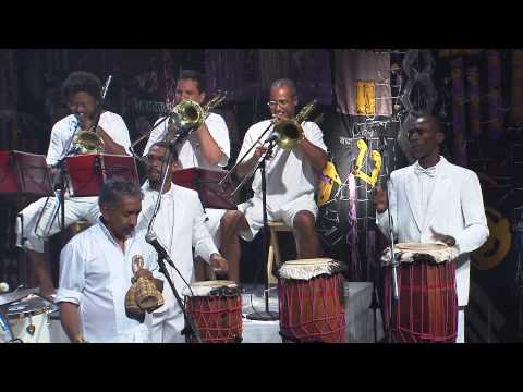 Letieres Leite & Orkestra Rumpilezz | Adupéfafá (Letieres Leite) | Instrumental Sesc Brasil