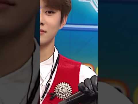 #shorts #sehun hot boy sehun and jungwoo