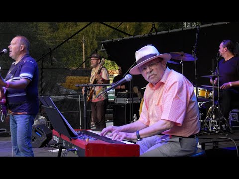 Jaroslav Uhlíř - Holubí dům