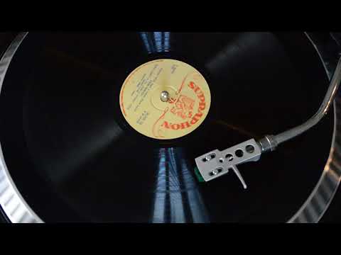 PÍSEŇ NÁRODŮ (2) - Jiří Voskovec & Jan Werich & Jaroslav Ježek (ze hry Svět za mřížemi)