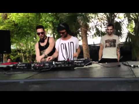 M.A.N.D.Y. vs. Audiofly at Flying Circus