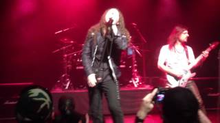 angra -crossing nothing to say- 70000 tons of metal