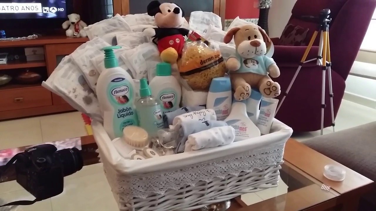 VLOGMAS#4  regalo para un bebe+ Nuestra PRIMERA VEZ