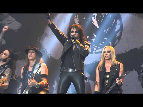 Alice Cooper - Poison (Live - Graspop Metal Meeting 2015 - Belgium)