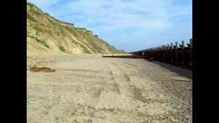 preview picture of video 'Beach, Corton, Suffolk.'