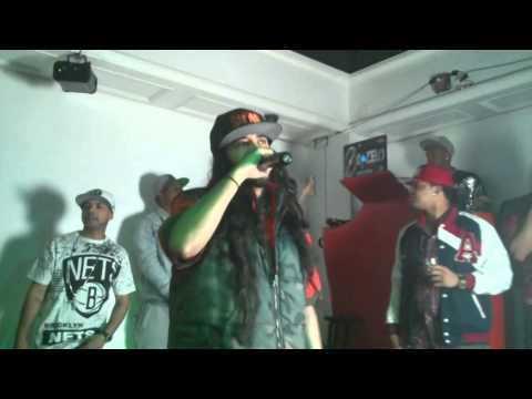 Presentacion De Sin Fin (Lo Correcto) En 718 Lounge NYC