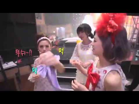 [CUT] Orange Caramel - Nana's reaction when Lizzy calls her a sea urchin or sea pineapple