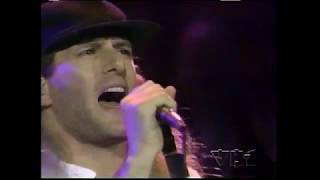 Bolton&#39;s Vault: Michael Bolton - Lean On Me (from VH1 Center Stage)