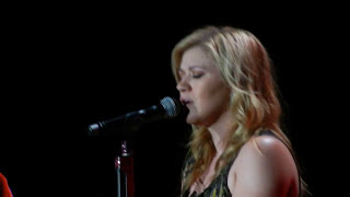Kelly Clarkson - Nothing Compares to You