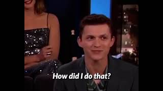 Zendaya showing Tom Holland how to delete an Instagram Story