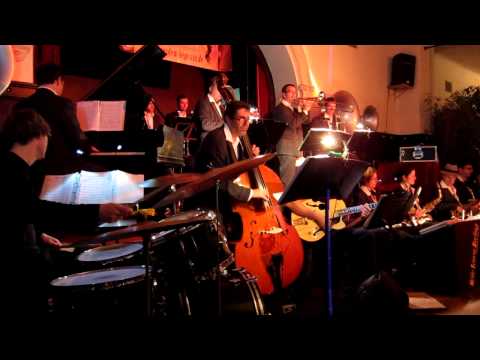 LIVE @ GARE: New Town Swing Orchestra Dresden NTSO ... swingin' tune