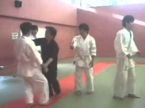 追い突きを崩す稽古