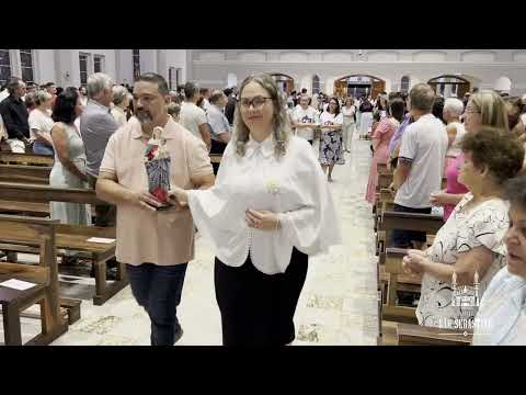 Entrada das imagens dos Padroeiros Missa posse do novo pároco Padre Marcos Bernardes dia 09-03-25