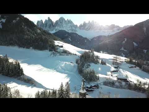Winter wonderland, Val di Funes ~ Italy 🇮🇹 DJI Mavic Pro  (Video from 05 January 2018)