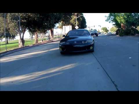 Lexus Tailgating Gives the Finger 6DVK309