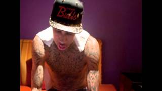 Tyga- Yonkers(FULL SONG)[Lyrics in description].