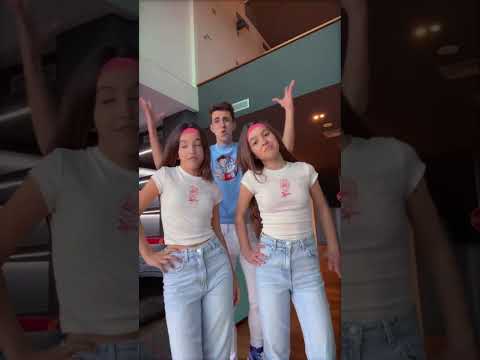 Arta con Ari y su clon!