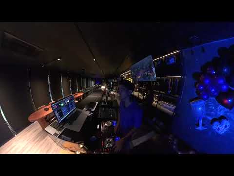 House DJ Set by DJ XYLØ