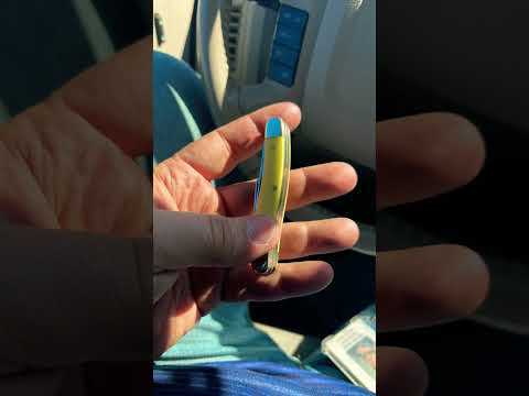 2014 Case 6318 in yellow delrin @wrcasexx #case #edc #caseknives #edccarry #musicgenre