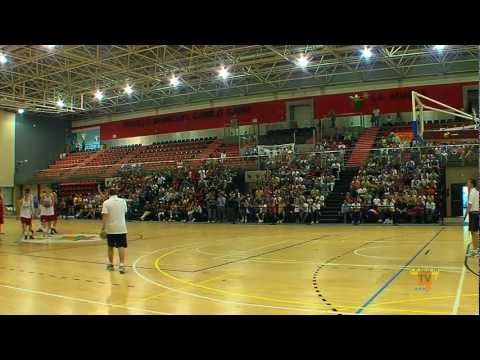 09/05/12 – Más de 1.000 personas en el entrenamiento del Real Madrid de Baloncesto.