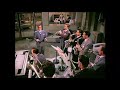I know why and so do you/Moonlight serenade — Glenn Miller.  (In color) 4k