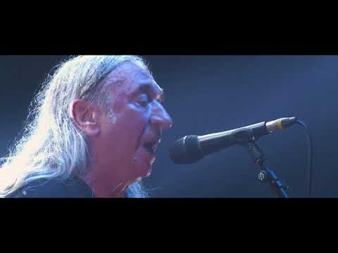 Video thumbnail for Masculino singular (Directo en el Wizink Center, Madrid, 20 diciembre 2018)