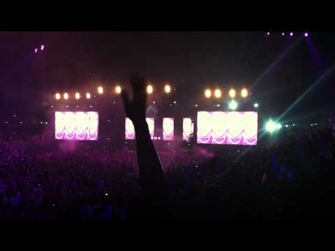 Kaskade - Turn it Down (feat. Rebecca & Fiona) @ Staples Center, LA