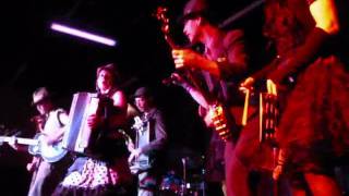 Rub Alcohol Blues - Hobo Gobblins at  Flux 53 -April 9th 2010.wmv