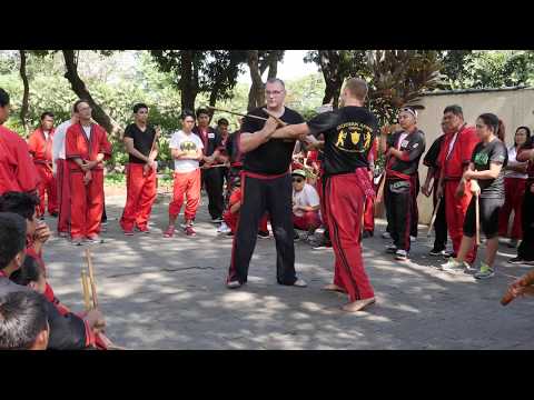 Tapi-Tapi in Luneta, Manila with GM Datu Dieter Knüttel
