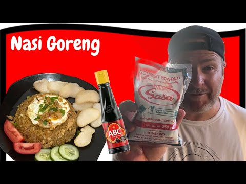 Foreigner Cooks Indonesian Food! (Bule memasak nasi goreng)