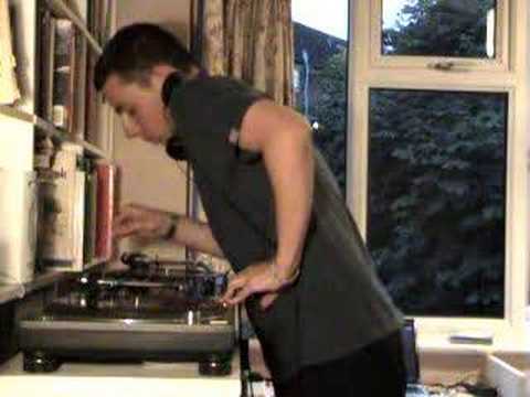 DJmag MicroMix Competition Dangerous Kid 80s Extravaganza