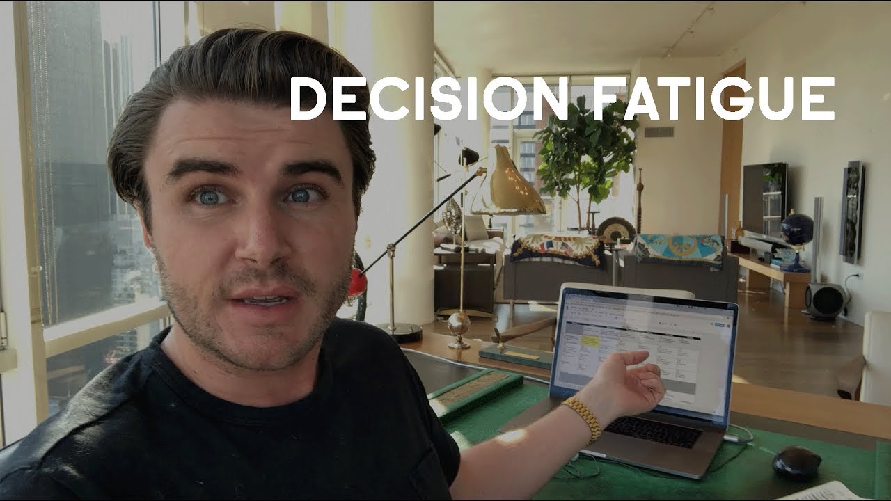 Decision Fatigue: Why Successful People Wear The Same Clothes Everyday