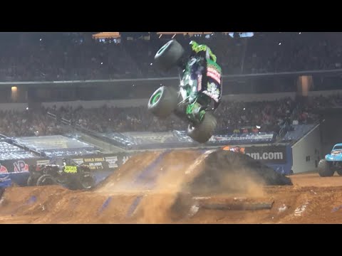 Monster Jam Arlington 2019 Grave Digger (Adam Anderson) WINNING Freestyle 10/26/19