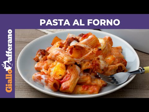 PASTA AL FORNO CON BESCIAMELLA E POLPETTINE